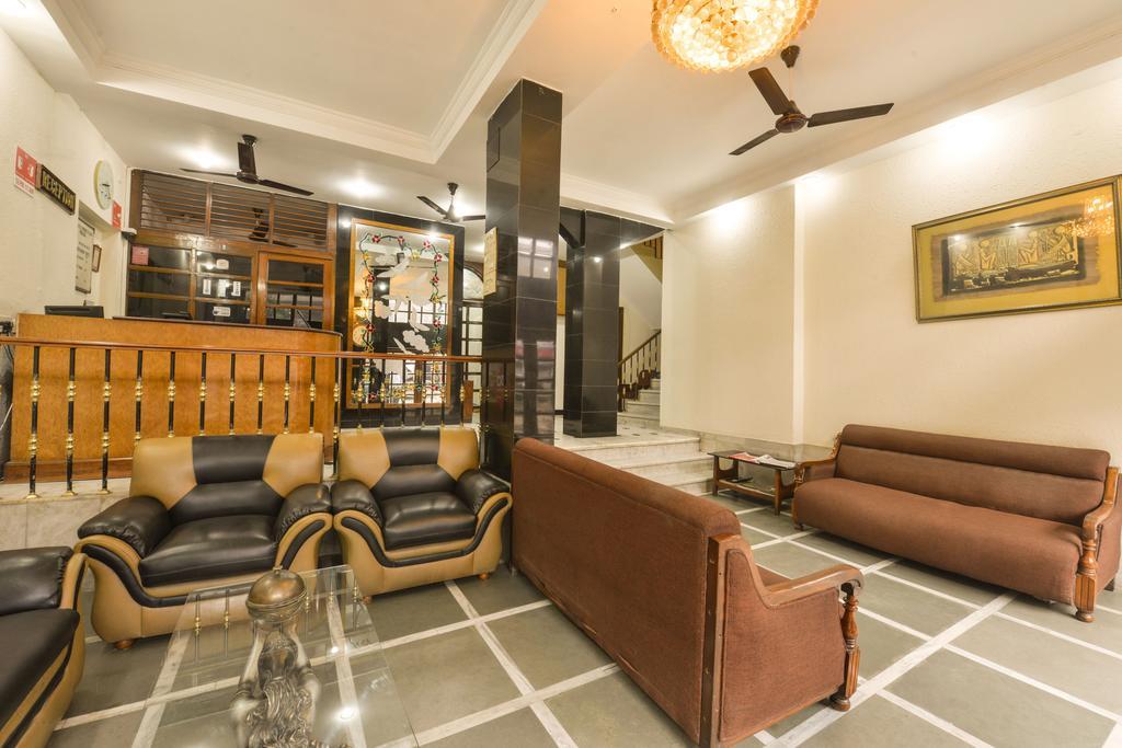Camac Plaza Hotell Kolkata Eksteriør bilde