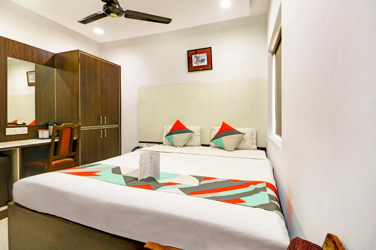 Camac Plaza Hotell Kolkata Eksteriør bilde